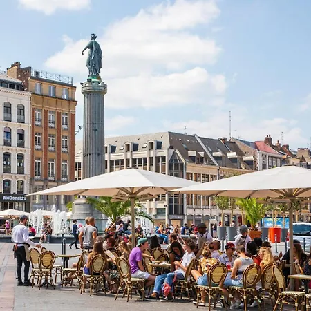 Beautiful On The Grand Place ! 2 Pers 아파트 *